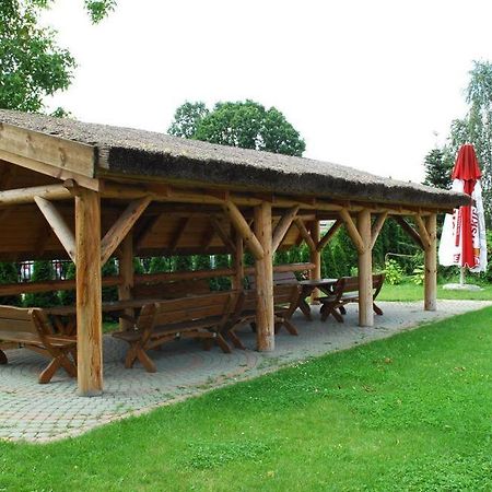 Hotel U Witaszka Czosnów Exteriör bild