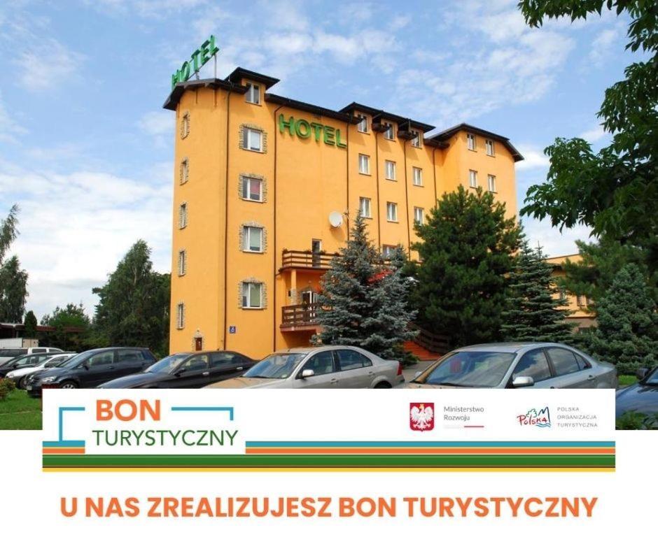 Hotel U Witaszka Czosnów Exteriör bild